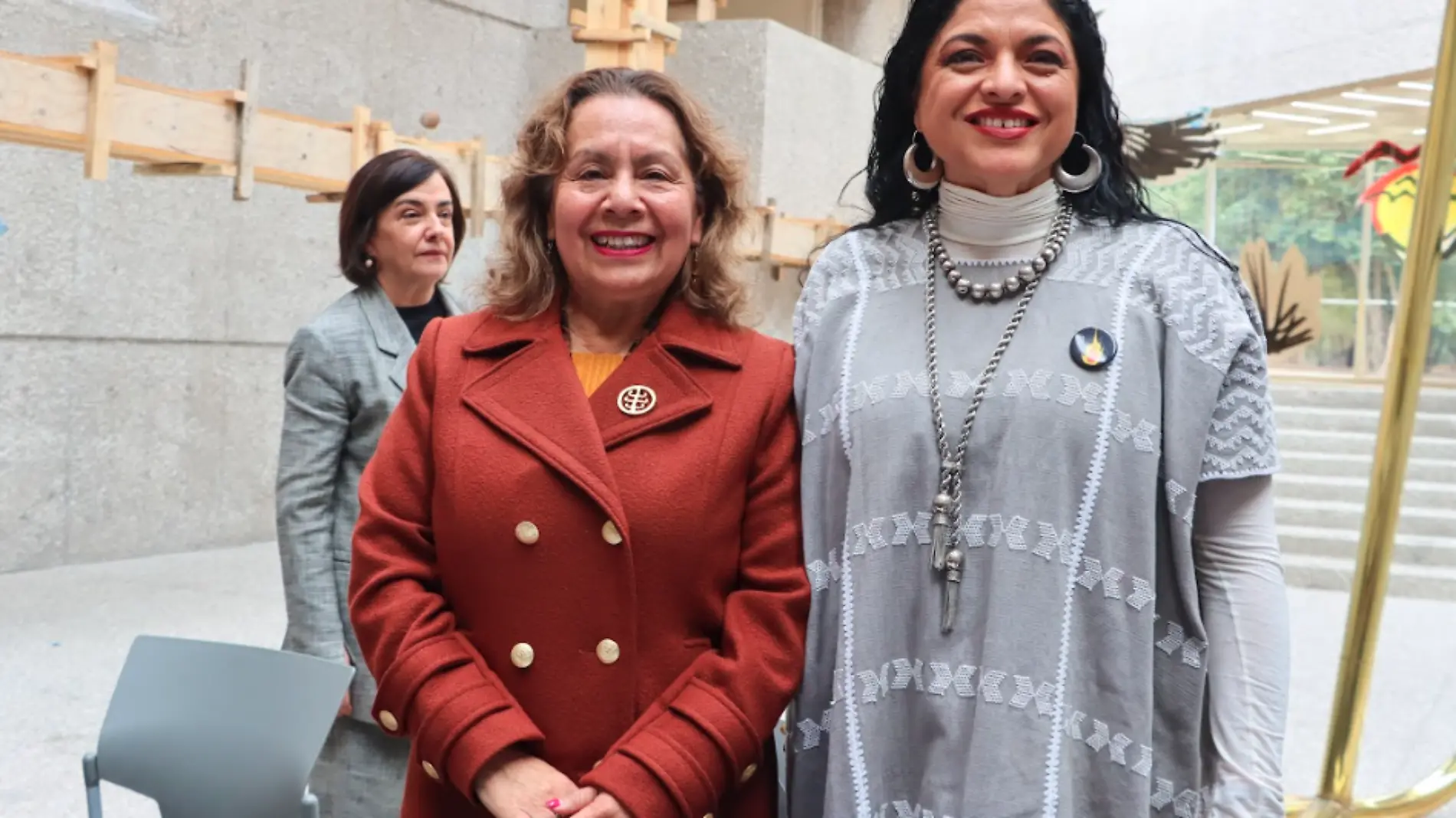 Lucina Jiménez y Alejandra Frausto 